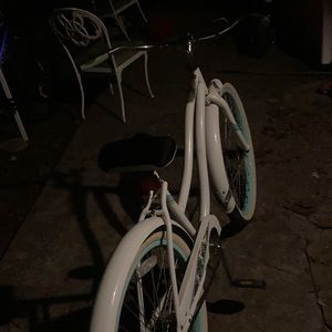 Girls huffy beach crew set